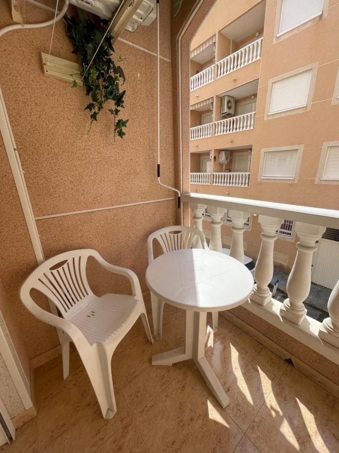Apartment Goya Torrevieja Buitenkant foto