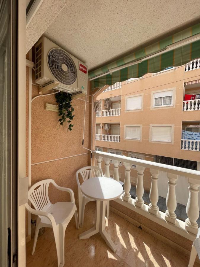 Apartment Goya Torrevieja Buitenkant foto