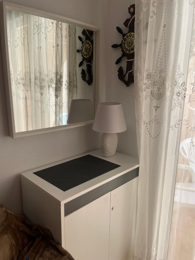 Apartment Goya Torrevieja Buitenkant foto